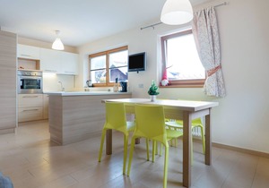 Charming Apartment “Il Mondo di Patty 1” with Mountain View