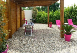 Charming little air-conditioned house with outdoor space in Patrimonio (wifi)