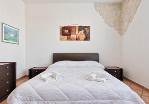 Charming MonteCucco Apartment