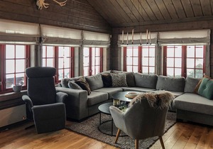 Charming mountain lodge in the solitude of nature.
