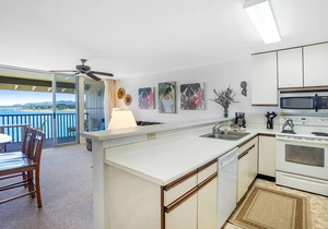 Charming Oceanfront Top Floor Condo at Wailua Bay with Stunning Views and Local Fisherman Sightings!