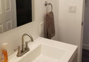 Charming PetFriendly QN Bed w/Private TV & Waffles