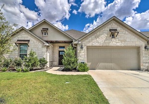 Charming Pflugerville Home about 25 Mi to Austin!