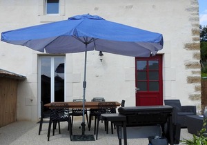 Charming Renovated Farmhouse with 2 Bedrooms, Terrace, and Electric Bikes, Near Lac du Der