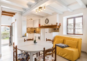 Charming Renovated Cottage Near the Sea in Piriac-sur-Mer