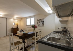 Charming Seafront Apartment with garden and patio