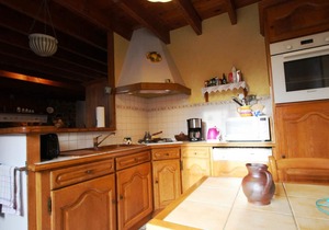 Charming Seaside Cottage for 4 with Fireplace, Garden, and Modern Amenities in Vicq-sur-Mer