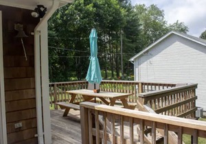 Charming & spacious beach home in Bonnet Shores, Narragansett