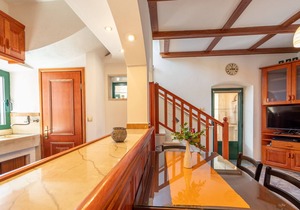 Charming stone house with exclusive complete equipment, fully air conditioned