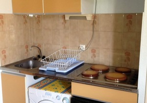 Charming T2 with Pool, Terrace & Tennis near Beach, Sleeps 4 – Le Barcarès