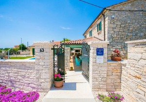 Charming Villa Luce Ribari in Istria Countryside