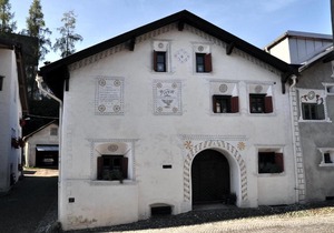 Chasa Schombrina