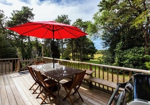 Chatham Beach House with Views: 020-C