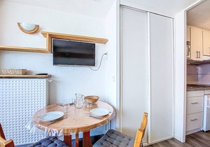 Chavière 832 by Interhome
