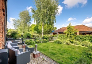 Chestnut Barn - Two Bedroom House, Sleeps 4