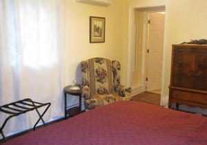 Chestnut Lane Bed & Breakfast - The Sand Room