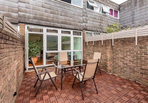 Chic 3Bed House w/Terrace in Brixton
