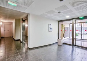 Chic apart with terrace and parking