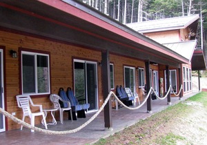 Chilkoot Haven Haines room #2, right on the Chilkoot River, Bear viewing