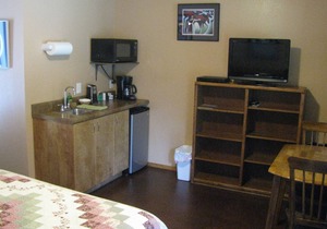 Chilkoot Haven in Haines, room #1, right on the Chilkoot River, Bear viewing
