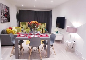 Chiswick Park Apartments, Chiswick, West London