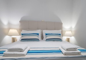 Chloe-4 Bedroom villa with Private Pool and Garden view