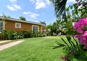 Choose To Be happy at Gardens of Blissett # 3 - Studio Apartment