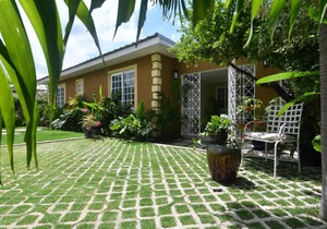 Choose To Be happy at Gardens of Blissett # 3 - Studio Apartment