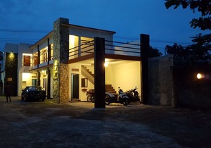 CHOTIN Hotel