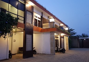 CHOTIN Hotel