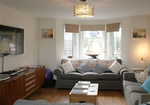 CHY LOWEN, pet friendly, with a garden in Gunwalloe