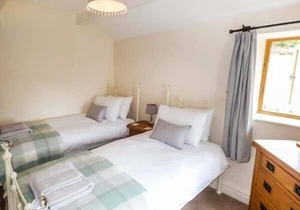 Cinderbarrow Cottage, LEVENS