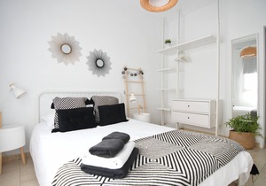 City center nearby the beach + 3Bed + 2Bath + Wifi