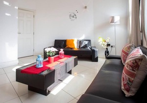 Cityview 2 bedroom Flat @ Liverpool St & Brick ln