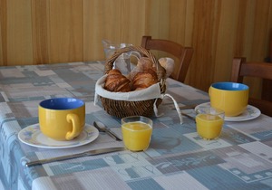 Claret 2 Apt 1 - One Bedroom Apartment, Sleeps 6