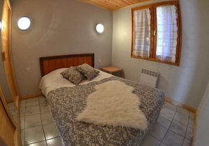 Claret 2 Apt 1 - One Bedroom Apartment, Sleeps 6