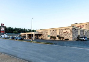 Clarion Hotel and Convention Center Baraboo