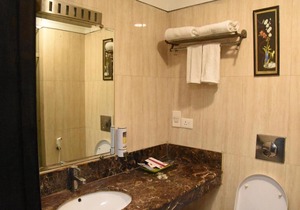Clarks Inn Kaushambi