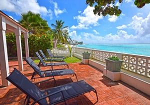 Classic Beachfront Home - Arcadia