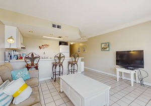 Classic, ground-floor getaway w/a shared pool, free WiFi, & central A/C