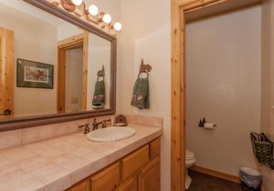Clearview by Tahoe Mountain Properties