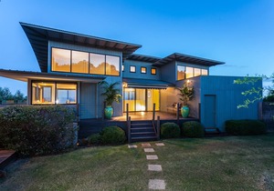 Cliff Edge Luxury I An Oceanview Escape Above Fairhaven
