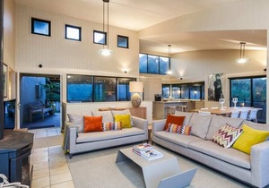 Cliff Edge Luxury I An Oceanview Escape Above Fairhaven