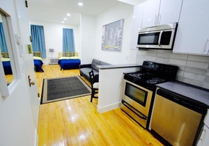 Clinton Hill - 3 Bedroom 2 Bathroom Apartment
