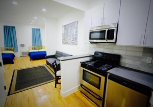 Clinton Hill - 3 Bedroom 2 Bathroom Apartment