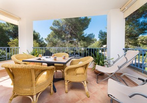 Clivies 1b - Two Bedroom Apartment, Sleeps 4