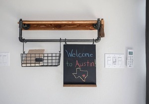 Close to bars & restaurants, UT, downtown & more. New, comfortable & fantastic