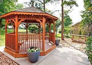 Close to Concord Park! Pet-friendly Suite with Private Kitchen! Parking, Gazebo!