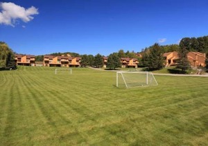 Close to Pool, Hot Tub, Hiking Trails. Trout Creek Condo #131 - 2 Bedrooms, 2 Baths.
