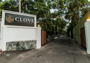 Clove Transit Hotel